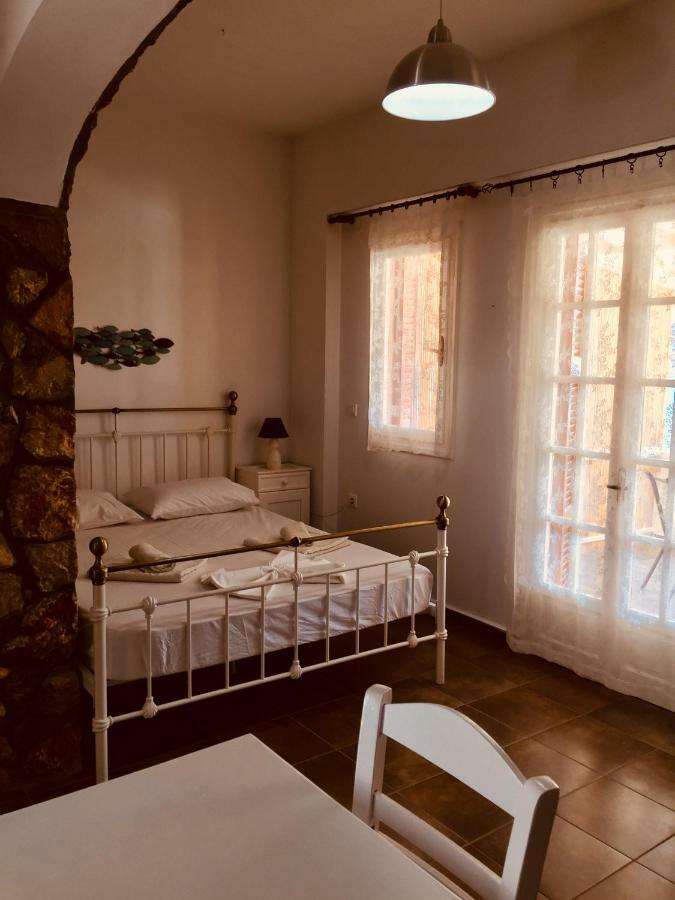 Vareladiko Studios Álinda Kültér fotó